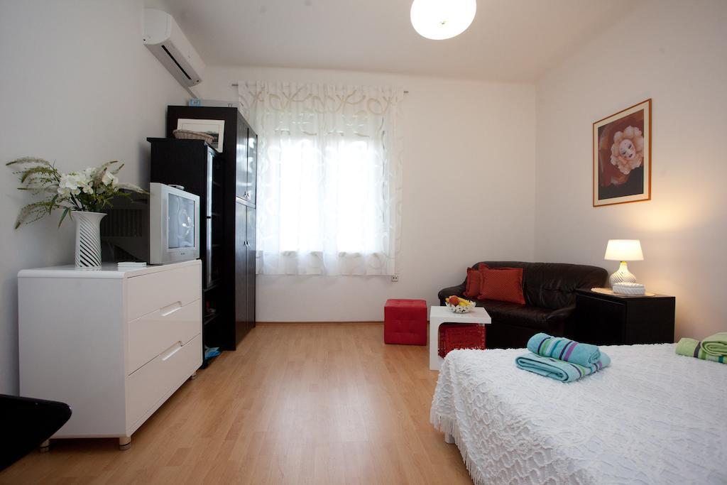 Cro Jet Set Apartments Split Room photo