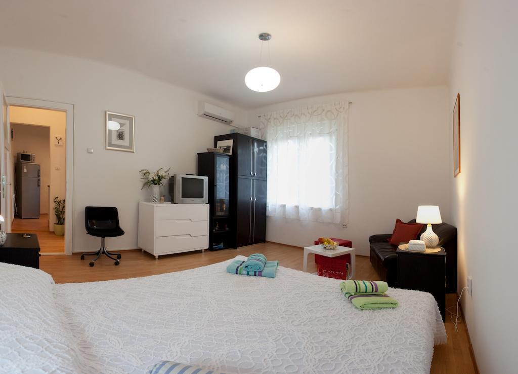 Cro Jet Set Apartments Split Room photo
